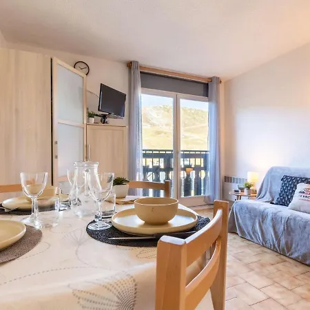 Convivial Au Pied Des Pistes Avec Local Skis Et Parking, Animaux Non Acceptes - Fr-1-296-450 *