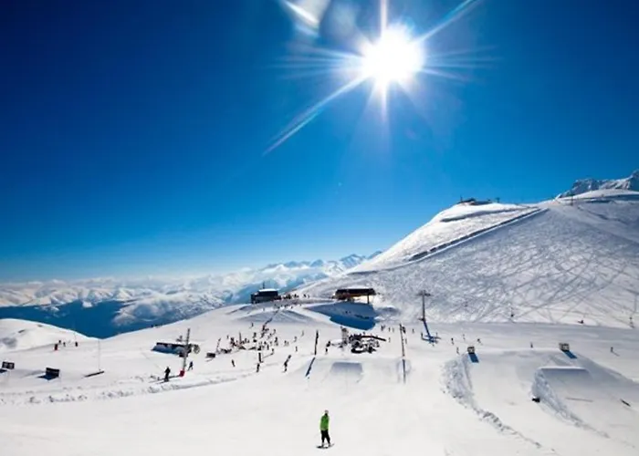 Cosy Aux Pieds Des Pistes Avec Parking - Fr-1-296-450 * 생라리술랑